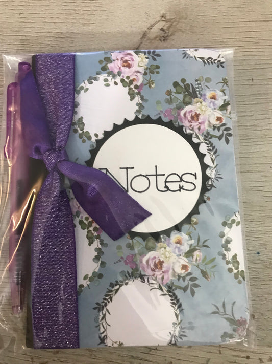 Floral Theme: Mini Notebook, Mini Pen Included